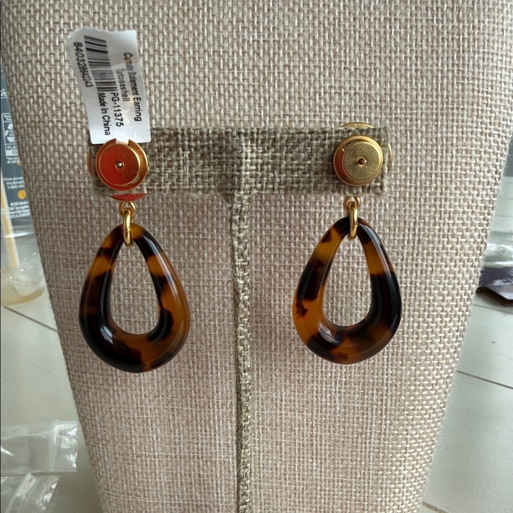 Tortoise Shell Drop Earrings - Picture 2 of 2